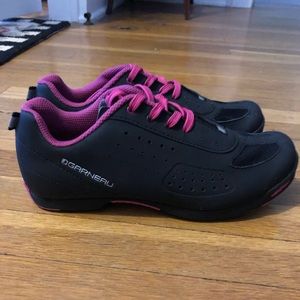Louis Garneau Cycling Shoes / biking shoes